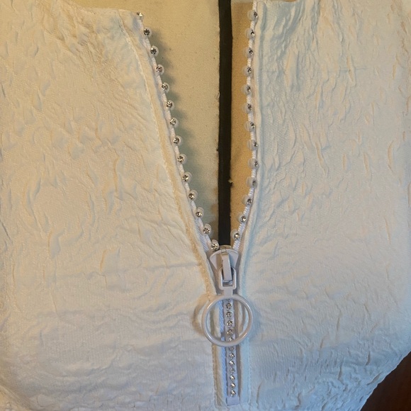 ZARA White Textured Crop Top With Rhinestone Zip | Size: S - Picture 3 of 5